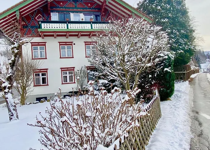 Ferienwohnung Resl - Geschmackvoll Renoviert & Zentral Im Historischen Schindelhaus